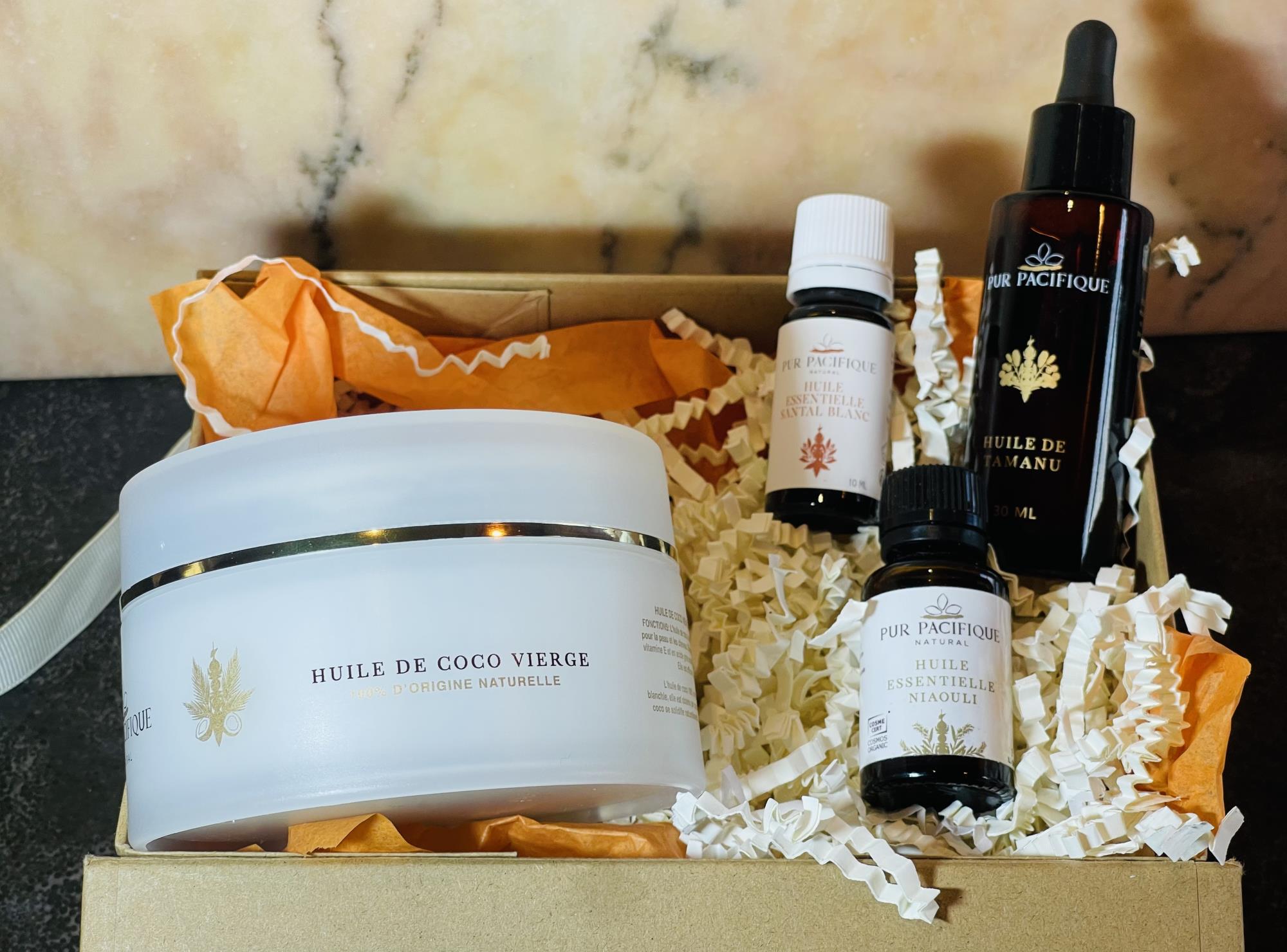 COFFRET D´EXCEPTION AUX 4 HUILES DU PACIFIQUE - TAMANU-COCO-SANTAL BLANC-NIAOULI