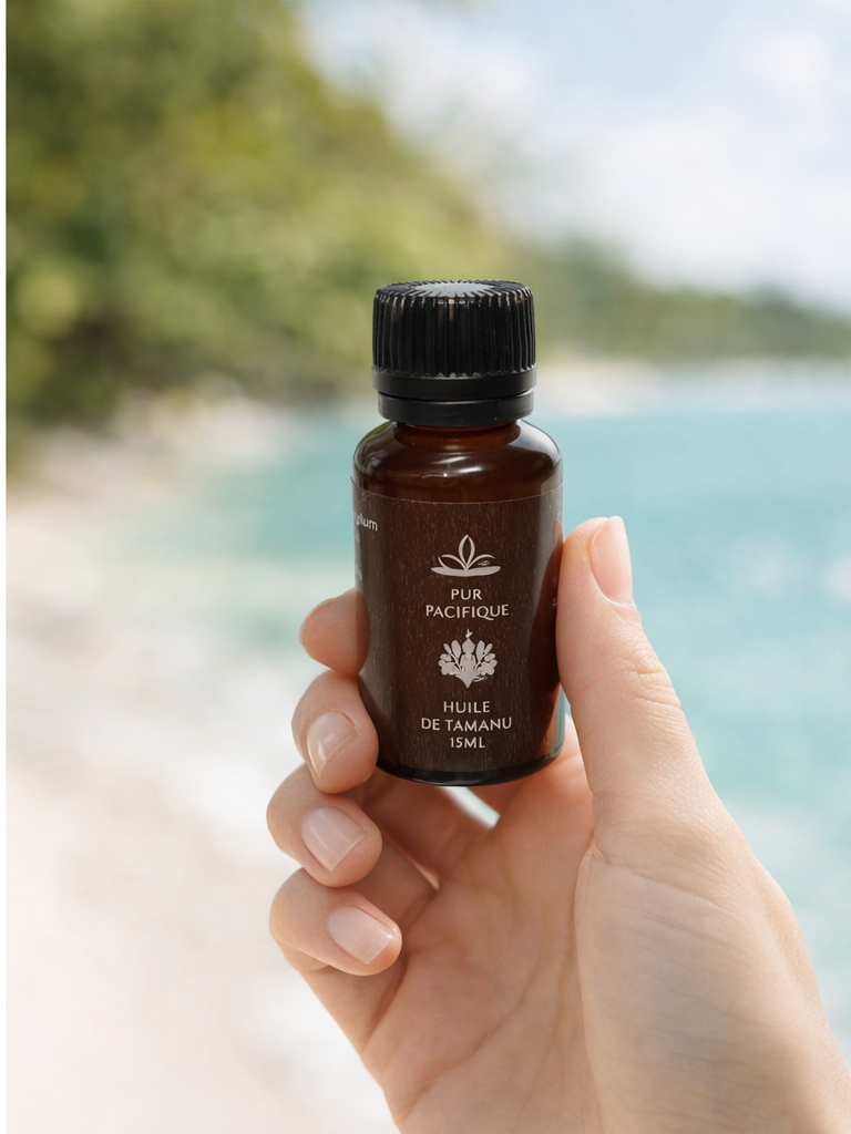 <b>NOUVEAUTÉ FORMAT 15ML : TAMANU EN FORMAT NONADE</b> : HUILE DE TAMANU VIERGE 100% <br>D´ORIGINE NATURELLE - <br> L´OR VERT DU PACIFIQUE - 15ML